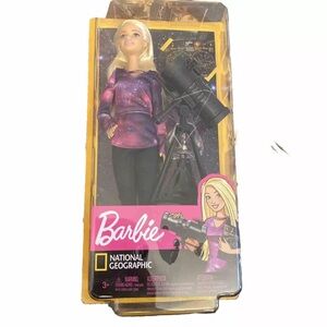 Barbie National Geographic Astrophysicist Doll New! Telescope & Star Map